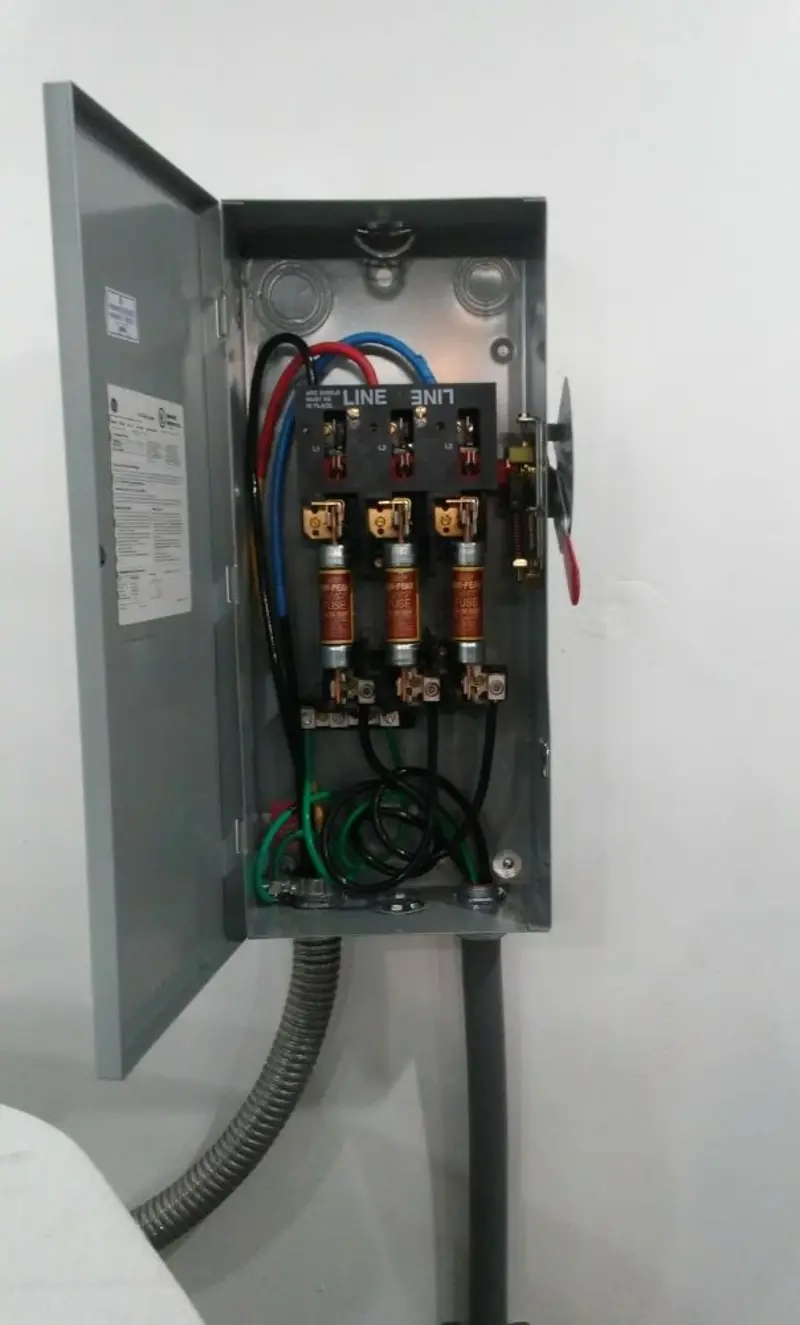 Three-phase disconnect switch installed for Electrical Wiring & Rewiring in Blendon